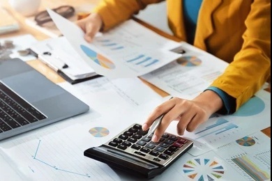 Nederland in de schulden: Een roep om financiële educatie